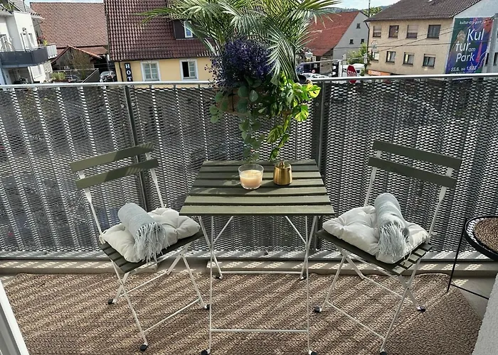 Stilvolles Und Modernes Appartement Mit Sonnigem Balkon In Flughafen- Und Messenaehe 31