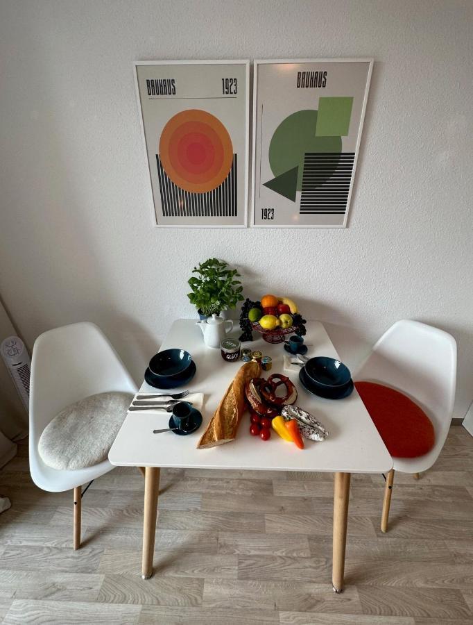 Appartement Stilvolles Und Modernes Mit Sonnigem Balkon In Flughafen- Und Messenaehe 31 *