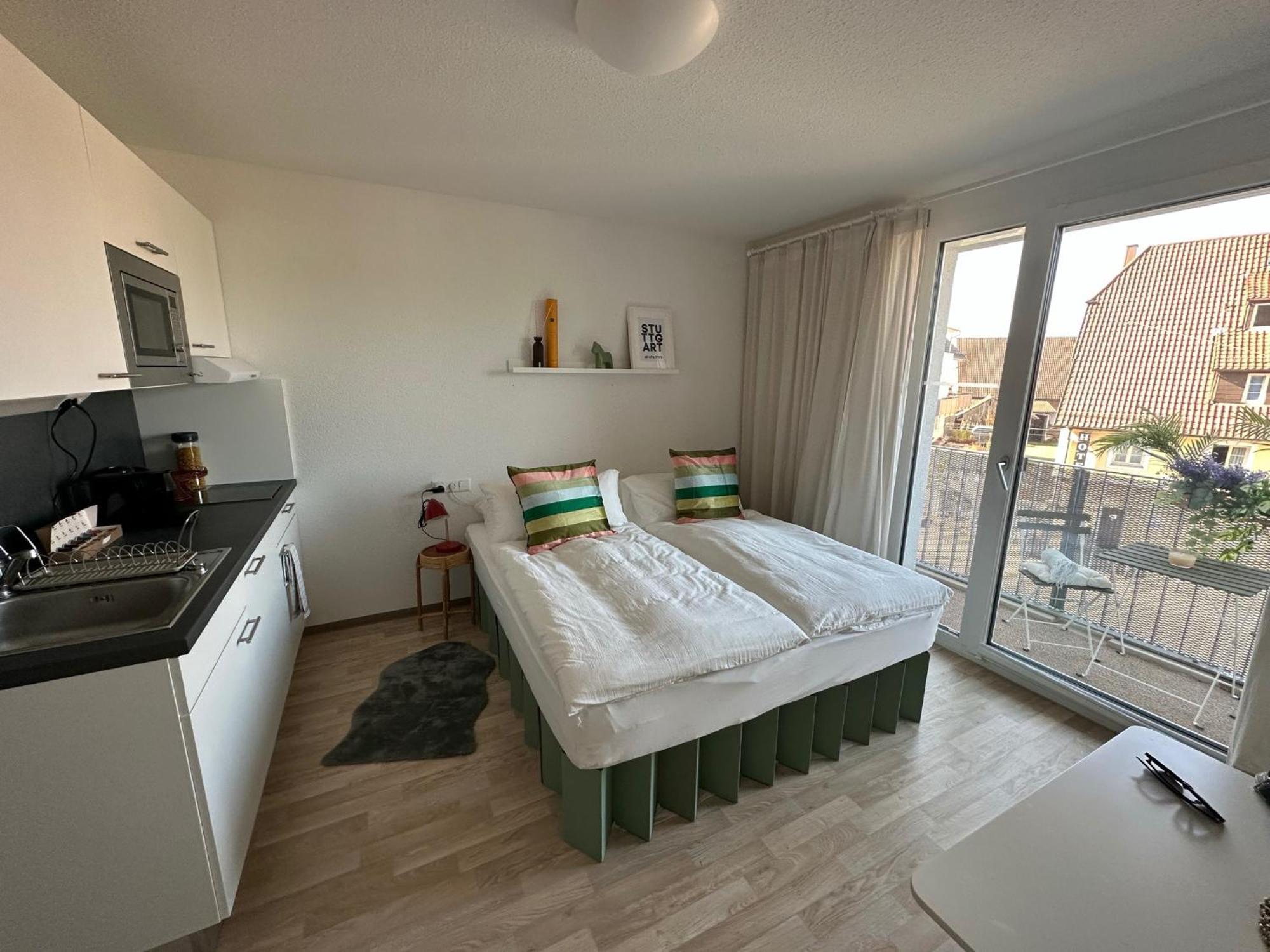 Appartement Stilvolles Und Modernes Mit Sonnigem Balkon In Flughafen- Und Messenaehe 31 Leinfelden-Echterdingen