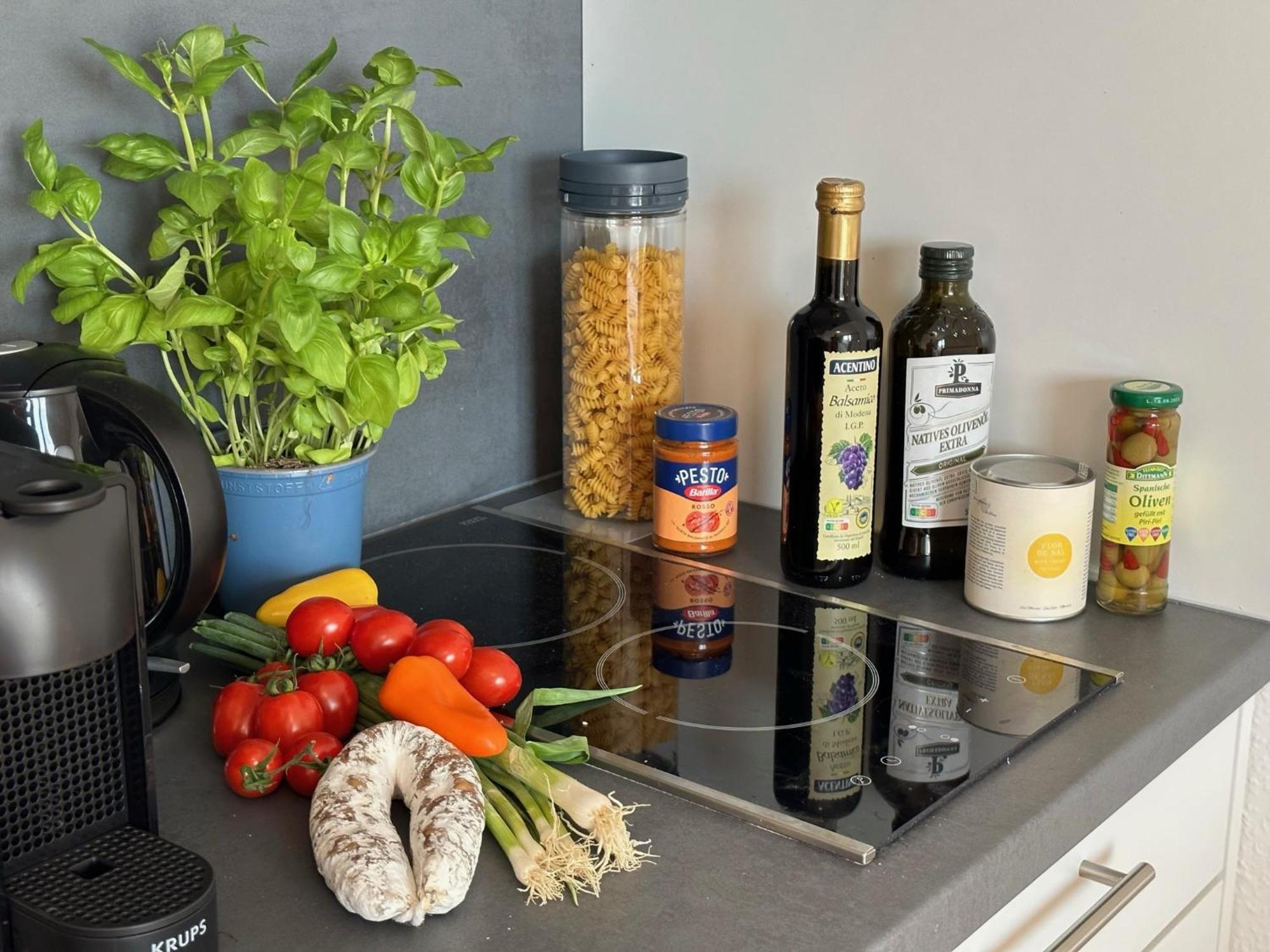 Stilvolles Und Modernes Mit Sonnigem Balkon In Flughafen- Und Messenaehe 31 Appartement *
